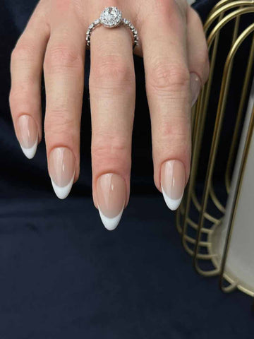 French Clasic Nude Fin Migdală-Unghii false lucrate manual