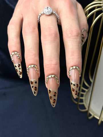 Lezonia Stiletto-Unghii false lucrate manual