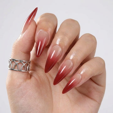 Ruby Ombre Stiletto mediu-Unghii false lucrate manual
