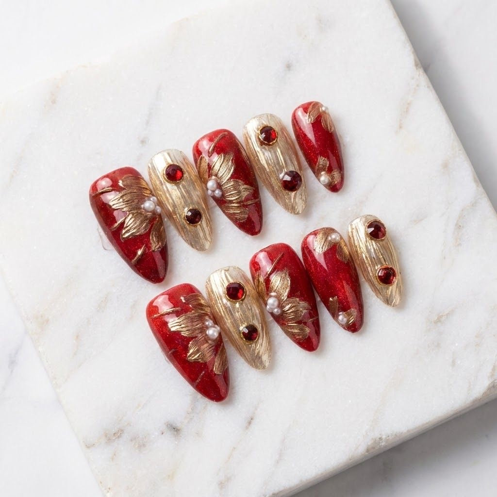 Ruby Gold migdală-Unghii false lucrate manual